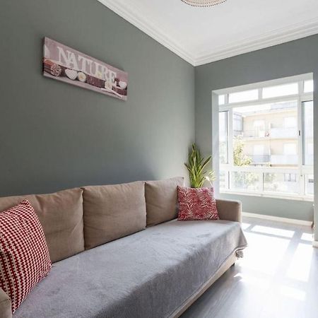 Be Local - Apartment With 2 Bedrooms In Moscavide - Lisbona Esterno foto