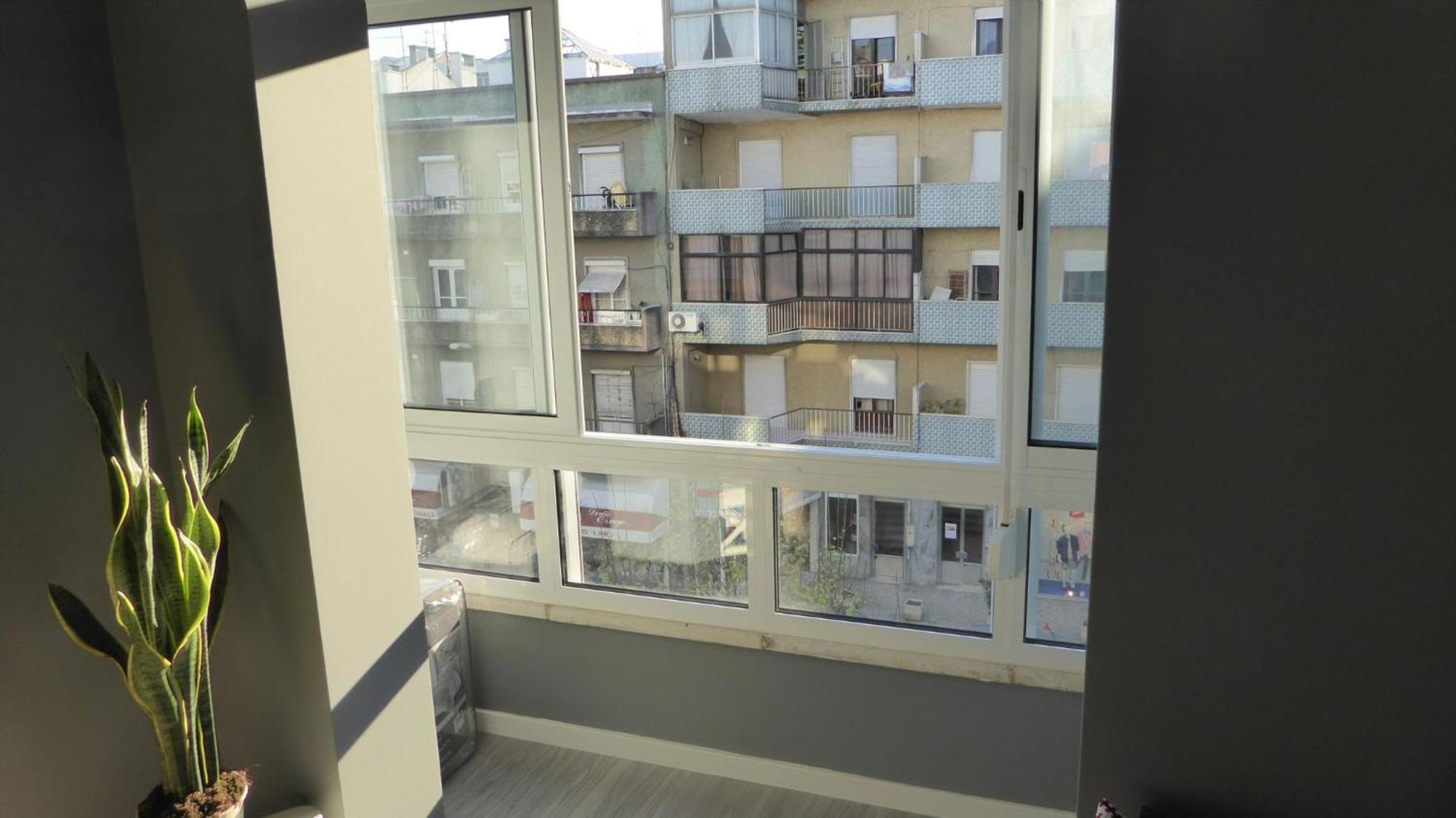 Be Local - Apartment With 2 Bedrooms In Moscavide - Lisbona Esterno foto